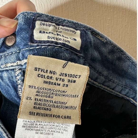 Miss Me Women's 30 Cropped Light Blue Jeans JE5100C7 Embellished Cross Y2K - Picture 12 of 12